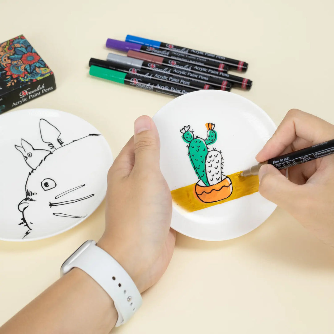 Easy painting ideas for plastic plates with drawlish acrylic painting markers pens